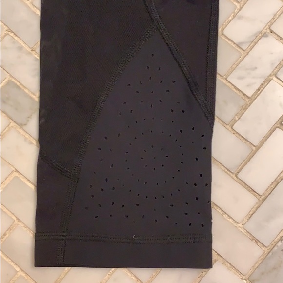 Lululemon Cropped Leggings with Mesh and Detail - Picture 2 of 4